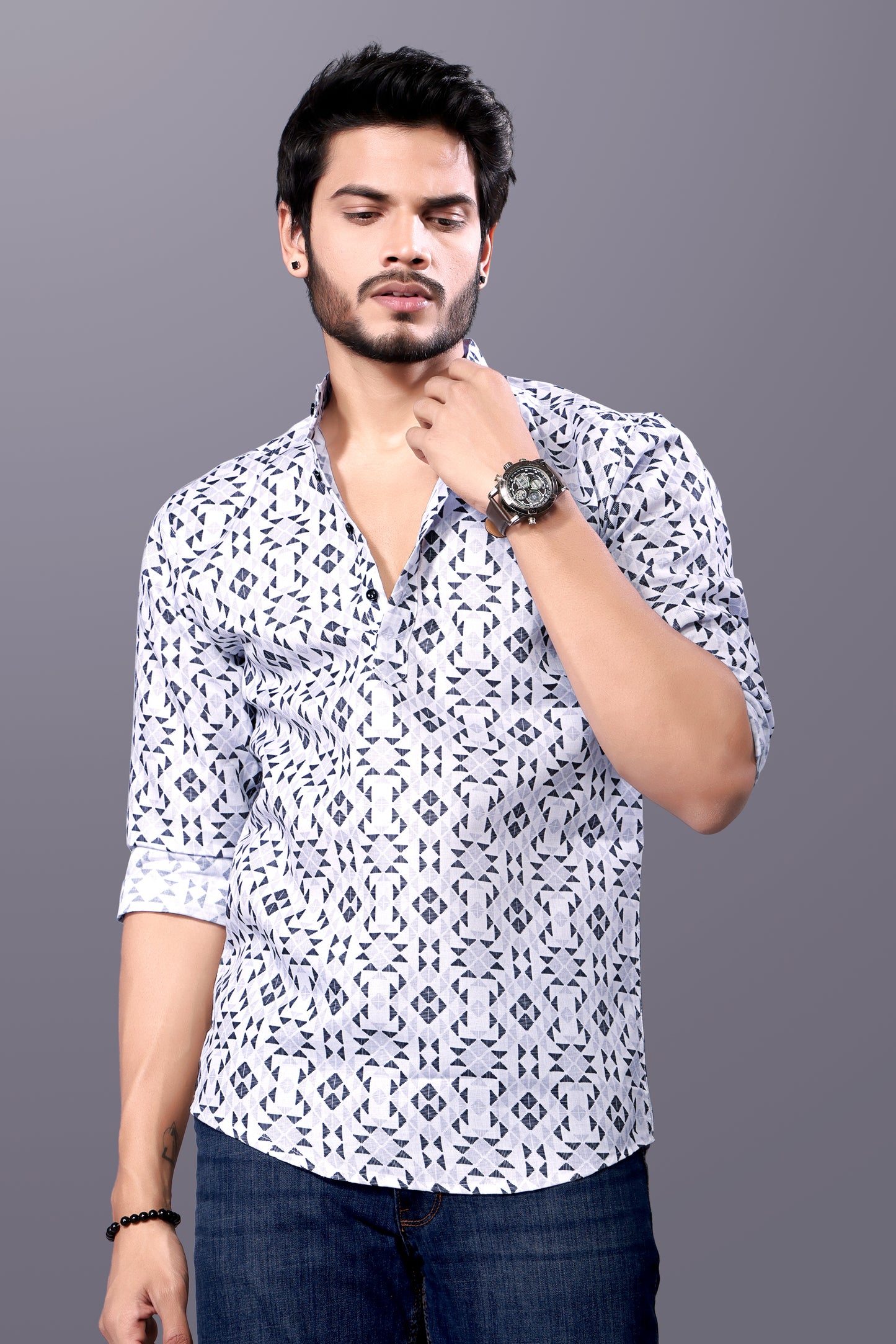 GraphiCotton – Premium Full Sleeve Casual Kurta Shirt with Abstract Detailing